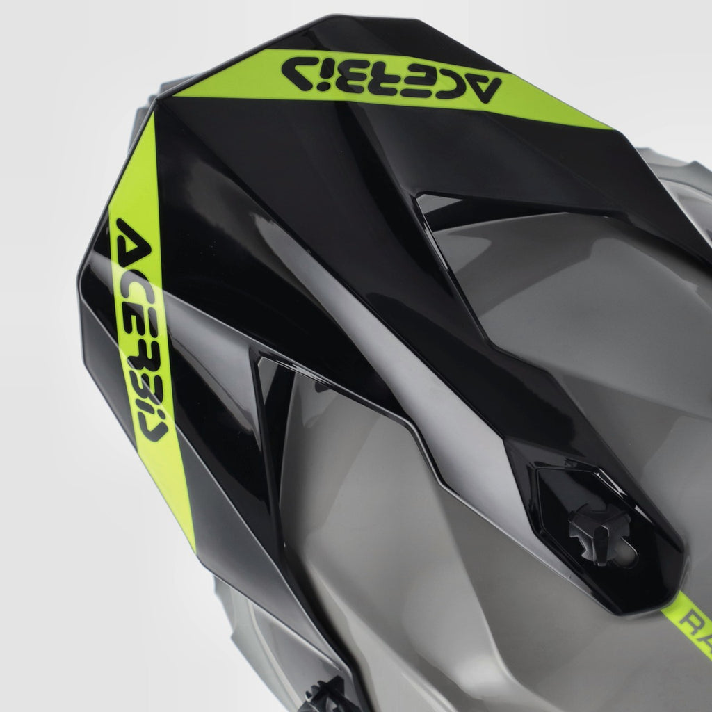 LINEAR 22-06 SOLID COLOR HELMET